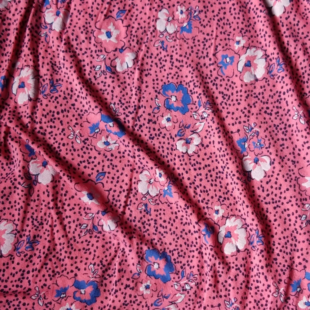 Motherhood Maternity XL Floral Fot Crochet Top - Picture 2 of 6